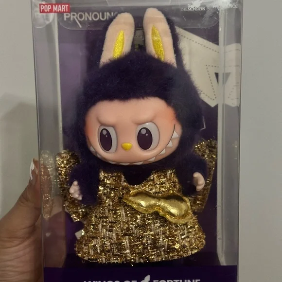 Labubu 🥹💕 - Picture 2 of 3